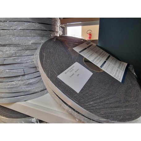 Öntapadós Polifoam habcsík – 20 m, 2 cm széles